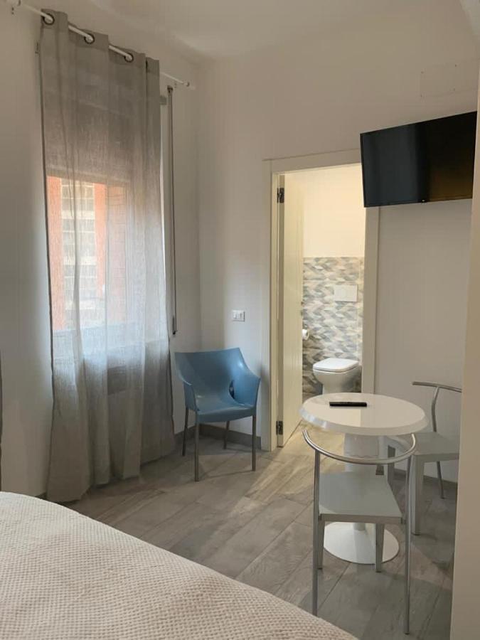 Hotel Domus Dotta New Bologna Exterior foto